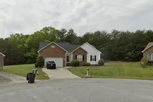 4101 Birchgarden Dr, High Point, NC 27265 - Photo 2