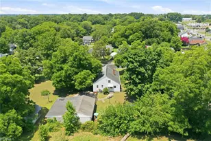 214 Hawthorne Ln, Burlington, NC 27215 - Photo 34