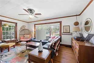 214 Hawthorne Ln, Burlington, NC 27215 - Photo 6