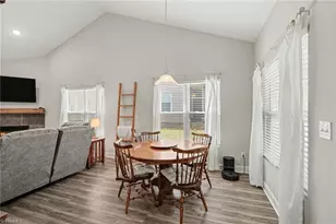 694 W Lee Ave, Yadkinville, NC 27055 - Photo 10