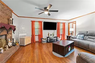5754 Stanleyville Dr, Winston-Salem, NC 27105 - Photo 8