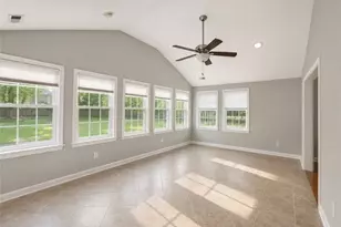 2115 Ledford Rd, Greensboro, NC 27406 - Photo 12