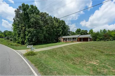 159 Laurell Drive, Eden, NC 27288 - Photo 2
