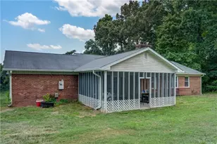 159 Laurell Dr, Eden, NC 27288 - Photo 24