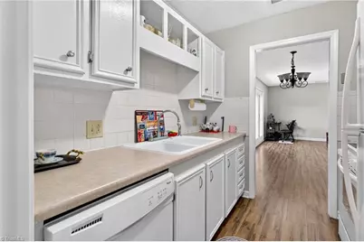 306 Windsor Manor Way #F, Kernersville, NC 27284 - Photo 6