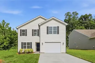 310 Middleton Dr, Lexington, NC 27295 - Photo 2