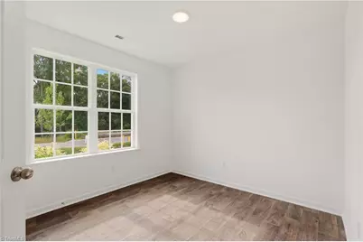 310 Middleton Drive, Lexington, NC 27295 - Photo 10