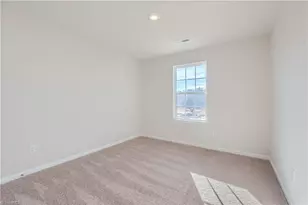 5242 Amaryllis Wy, Winston-Salem, NC 27104 - Photo 8