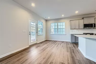 5242 Amaryllis Way, Winston-Salem, NC 27104 - Photo 4