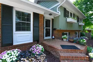 1014 Onslow Dr, Greensboro, NC 27408 - Photo 6