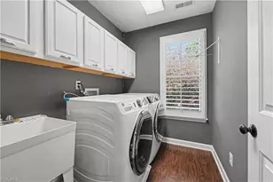 5718 Bayleaf Ln, Greensboro, NC 27455 - Photo 38