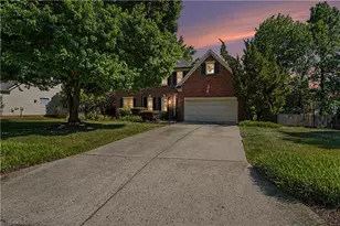 5718 Bayleaf Ln, Greensboro, NC 27455 - Photo 2
