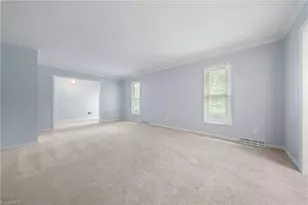 4480 Langhorne Dr, Winston-Salem, NC 27106 - Photo 6
