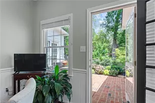 39-D Fountain Manor Dr, Greensboro, NC 27405 - Photo 6