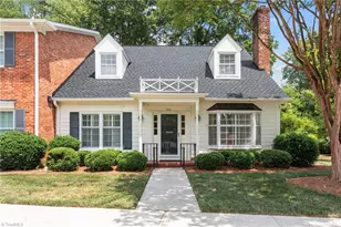 39-D Fountain Manor Dr, Greensboro, NC 27405 - Photo 1
