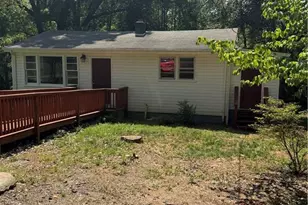 103 Dalton St, Stoneville, NC 27048 - Photo 2