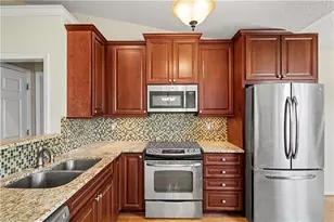 19 Mansfield Cir, Greensboro, NC 27455 - Photo 8