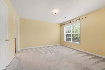 19 Mansfield Circle, Greensboro, NC 27455 - Photo 10