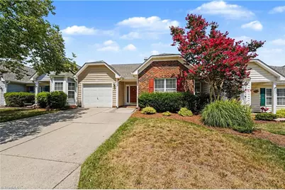 19 Mansfield Circle, Greensboro, NC 27455 - Photo 2