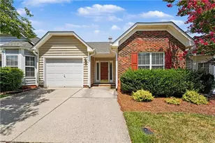 19 Mansfield Cir, Greensboro, NC 27455 - Photo 1