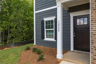 1262 Solomon Dr, Kernersville, NC 27284 - Photo 4