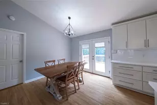 8311 Mapleway Ln, Greensboro, NC 27455 - Photo 10