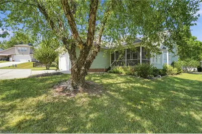 109 Rosewalk Lane, Advance, NC 27006 - Photo 4
