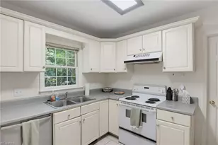 246 Hunters Glen Dr, Summerfield, NC 27358 - Photo 14