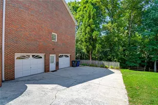 380 Hollinswood Ave, Winston-Salem, NC 27103 - Photo 46