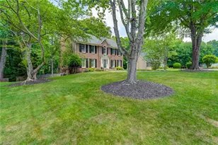 380 Hollinswood Ave, Winston-Salem, NC 27103 - Photo 2
