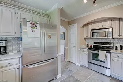 380 Hollinswood Avenue, Winston-Salem, NC 27103 - Photo 12