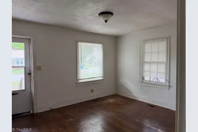 921 Watson Street, Reidsville, NC 27320 - Photo 10