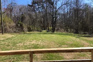 725 Baker St, Reidsville, NC 27320 - Photo 16