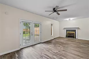 415 Davidson St, Thomasville, NC 27360 - Photo 16