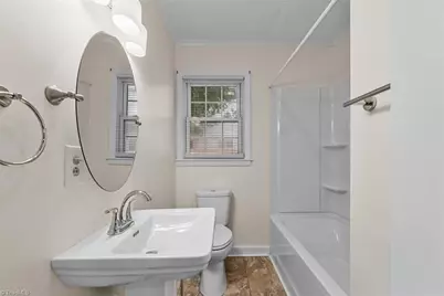 415 Davidson Street, Thomasville, NC 27360 - Photo 20