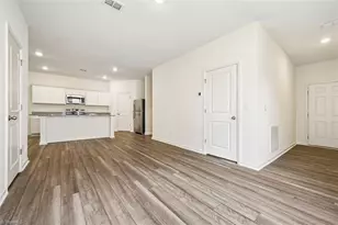 838 Hanford Lndg Dr, Graham, NC 27253 - Photo 2