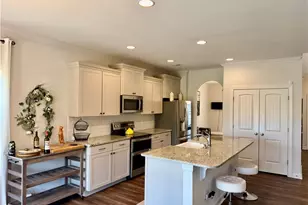 12 Freemont Ct, Thomasville, NC 27360 - Photo 8