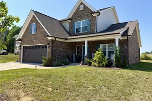 12 Freemont Ct, Thomasville, NC 27360 - Photo 2
