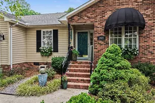 2023 Priya St, Thomasville, NC 27360 - Photo 4