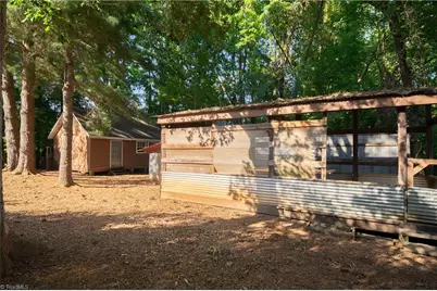 7606 Bailey Lane, Liberty, NC 27298 - Photo 16