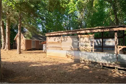 7606 Bailey Lane, Liberty, NC 27298 - Photo 34