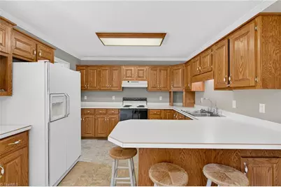 5963 Southrock Street, Seagrove, NC 27341 - Photo 10