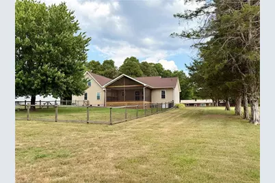 1027 Tabor Road, Olin, NC 28660 - Photo 4