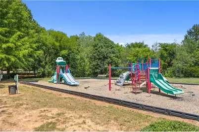 152 Queensberry Court, Greensboro, NC 27405 - Photo 36
