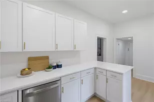 258 Lakeside Ave, Burlington, NC 27217 - Photo 12