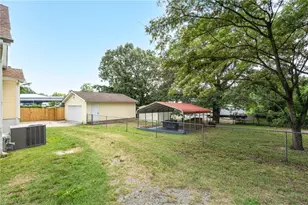 258 Lakeside Ave, Burlington, NC 27217 - Photo 40