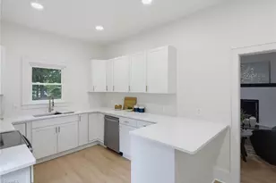258 Lakeside Ave, Burlington, NC 27217 - Photo 4