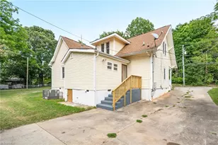 258 Lakeside Ave, Burlington, NC 27217 - Photo 38