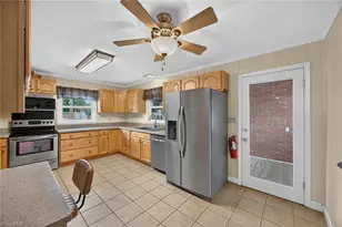 4010 Kernersville Rd, Winston-Salem, NC 27107 - Photo 12