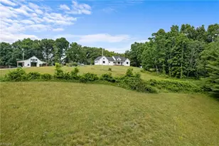 287 Wolfe Rd, Sparta, NC 28675 - Photo 4